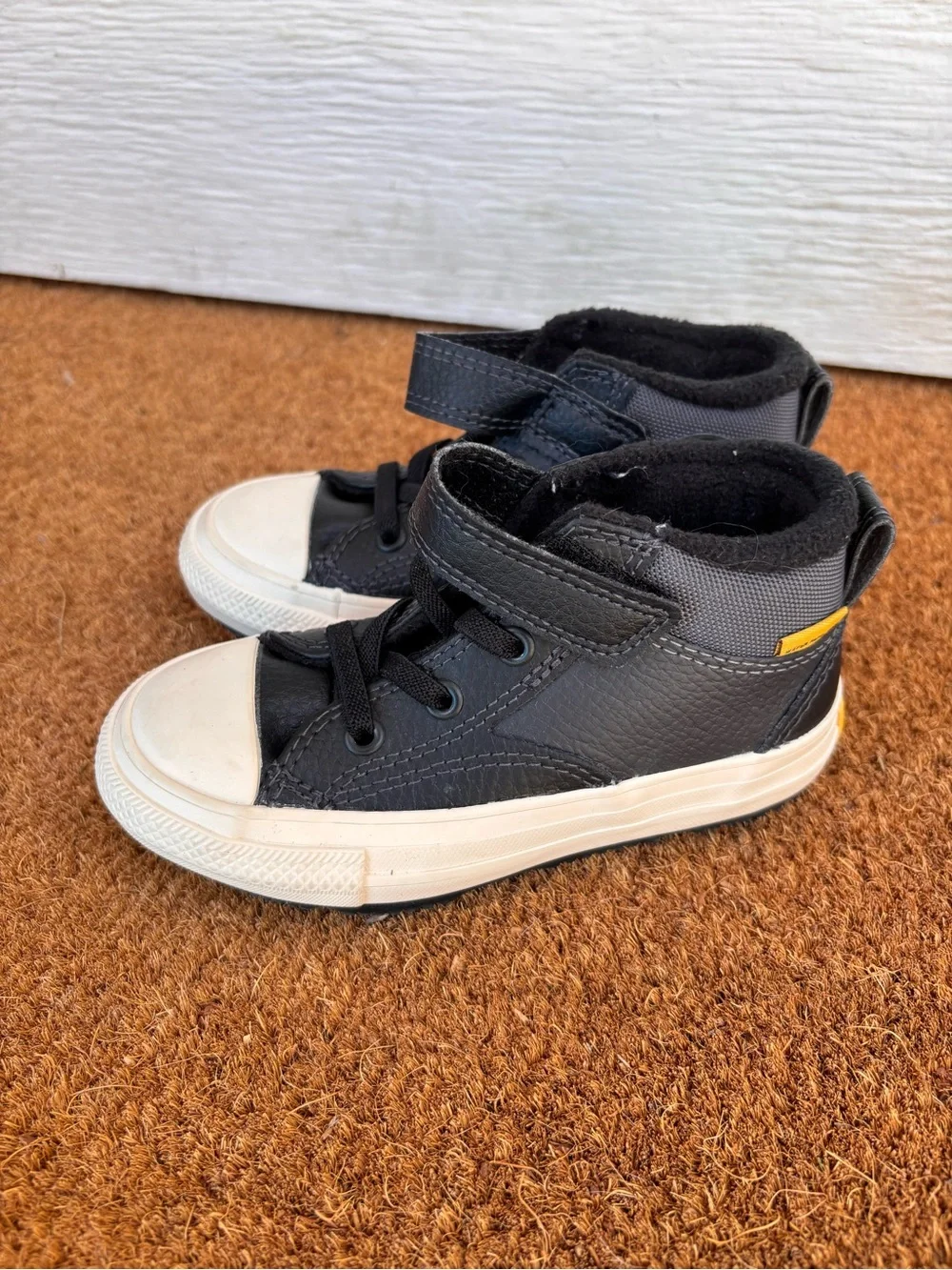 Converse Chuck Taylor All Star Malden Street Sneaker